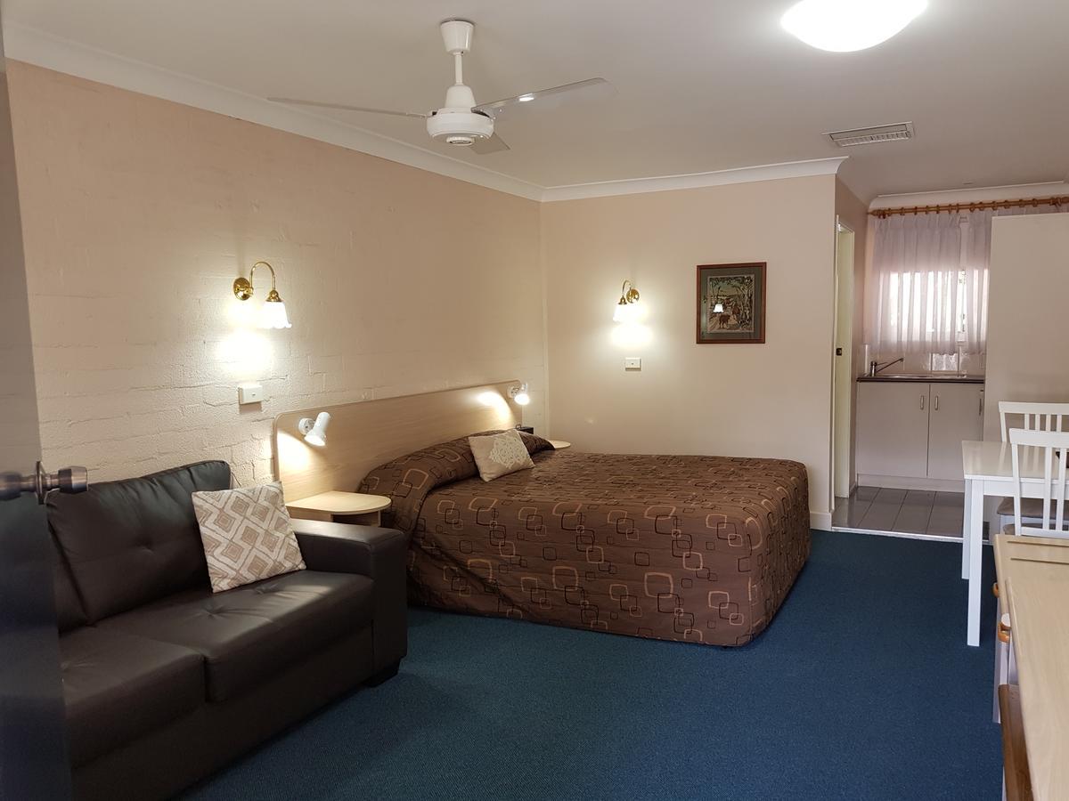 Abraham Lincoln Motel Тамуърт Екстериор снимка