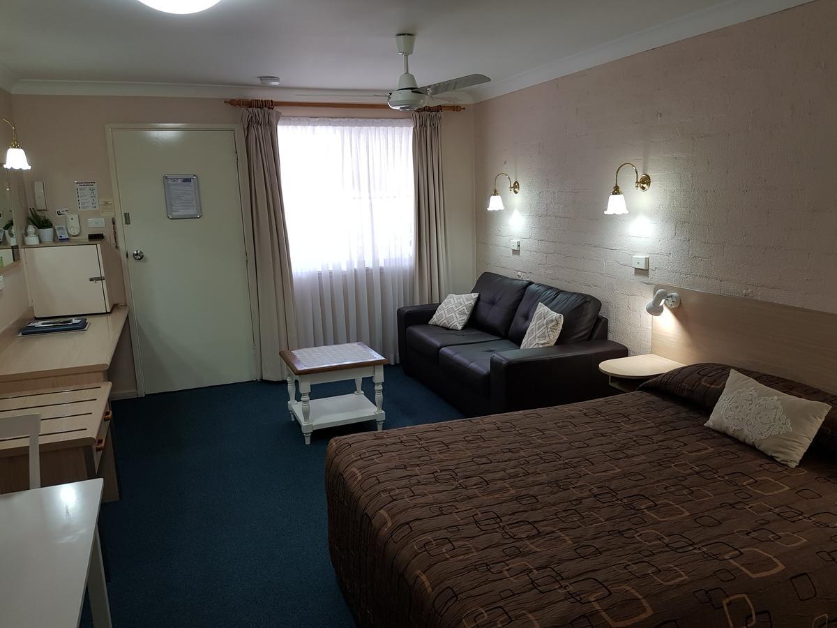 Abraham Lincoln Motel Тамуърт Екстериор снимка