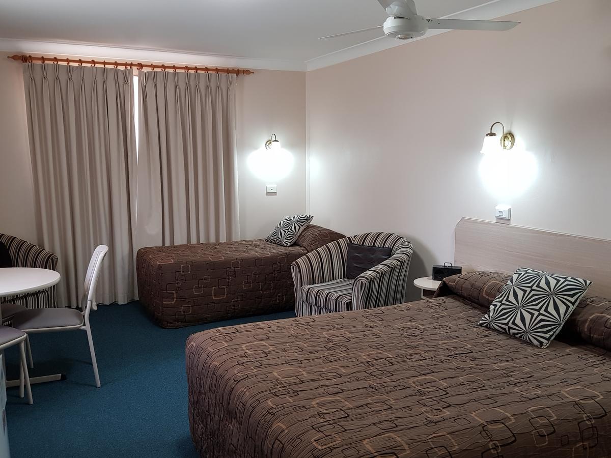 Abraham Lincoln Motel Тамуърт Екстериор снимка