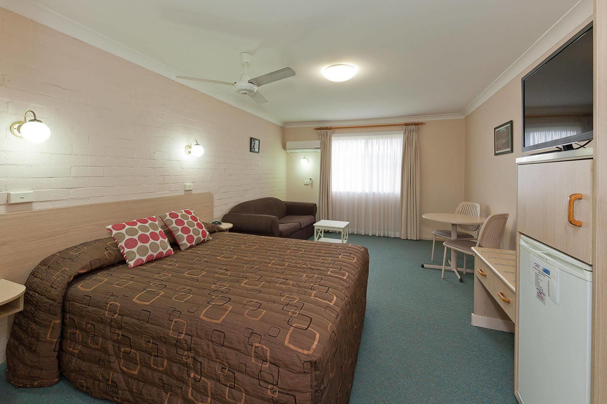 Abraham Lincoln Motel Тамуърт Екстериор снимка